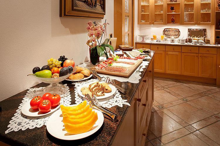 Garni Residence Soraiser Сельва-ди-Валь-Гардена Экстерьер фото